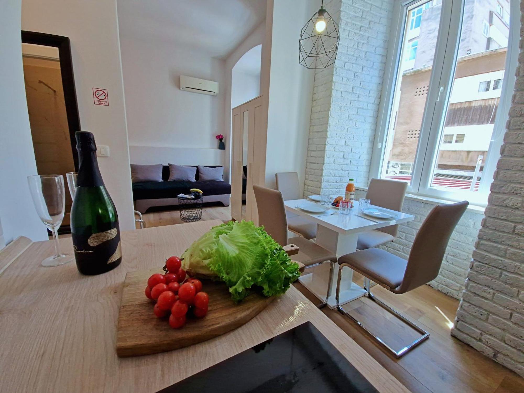 Lola'S Place Rijeka Extérieur photo